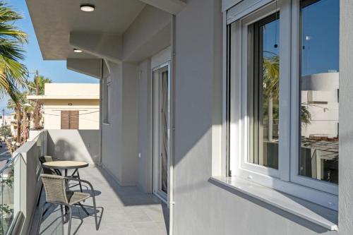 Nisimos Modern Apartment