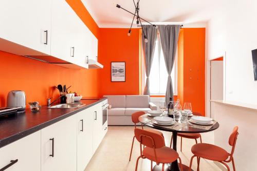 Köök või kööginurk majutusasutuses [13min to Duomo] Suite Arancio vicino a City Life