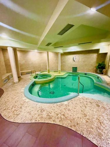 Orla Baszta Gorące Źródła SPA