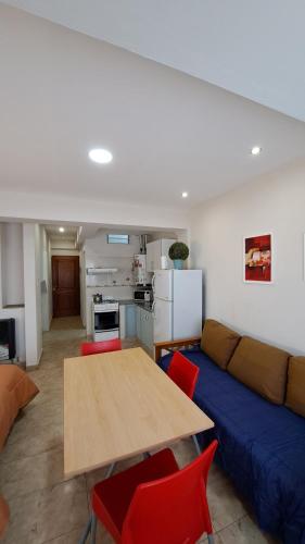 Η κουζίνα ή μικρή κουζίνα στο Center Studio 3pax apartamento