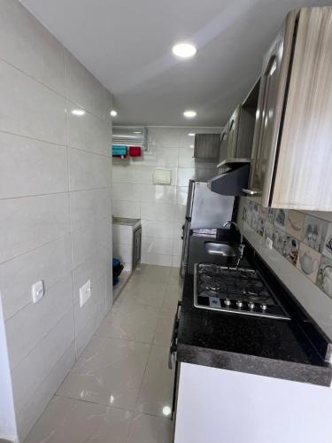 Η κουζίνα ή μικρή κουζίνα στο Apartamento 3 habitaciones