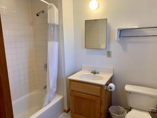 Ένα μπάνιο στο Driftwood Resort Bull Shoals