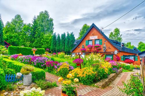 Jardín al aire libre en Głęboki Jar