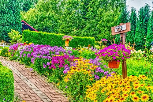 Jardín al aire libre en Głęboki Jar