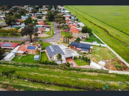 El barrio de los alrededores o un barrio cerca de esta villa