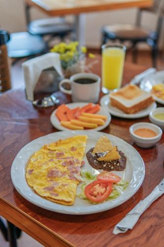 Φαγητό σε αυτό το ξενοδοχείο ή κάπου εκεί κοντά