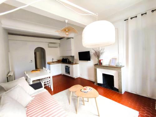 Appartement climatisé parking gratuit surveillé