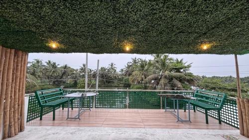 Balkoni atau teres di Mali Homestays