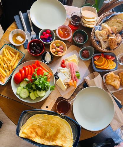 Jídlo v hotelu nebo okolí