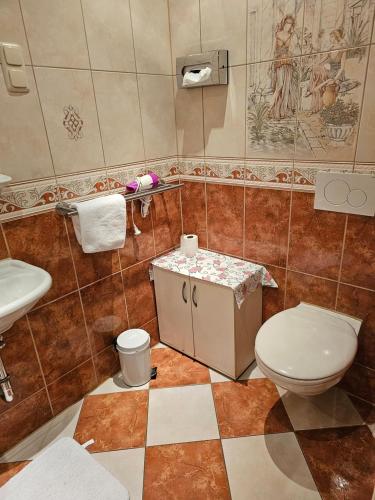 Ένα μπάνιο στο Hotel Tenne