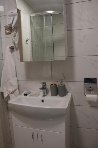 Bilik mandi di CASA VERDE