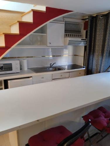 Nhà bếp/bếp nhỏ tại Aparsol Apartments