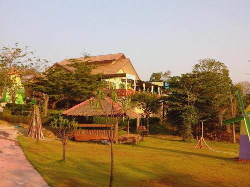 Gallery image of Kum Nangpaya in Kaeng Krachan