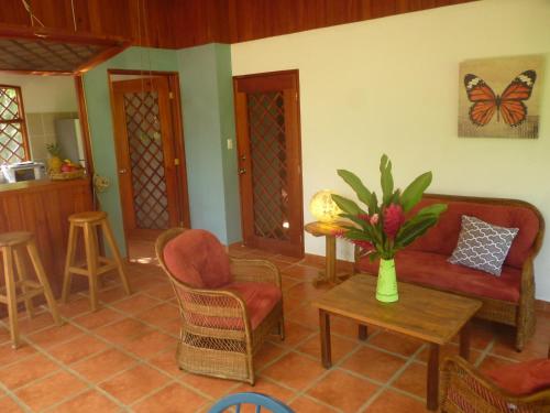 Χώρος καθιστικού στο Los Delfines Lodge