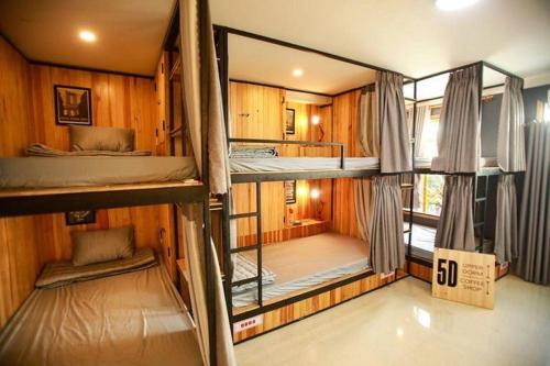 WANDERLUST INN Harmony House - Vibrant Stay - Image 2