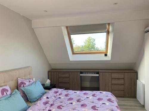 Photo de la galerie de l'établissement Appartement à Poissy, à Saint-Germain-en-Laye