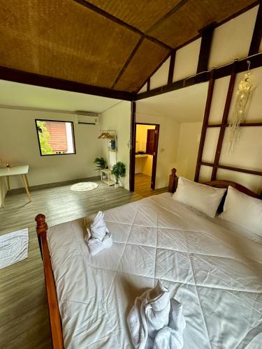 Posteľ alebo postele v izbe v ubytovaní Garden villa koh phangan