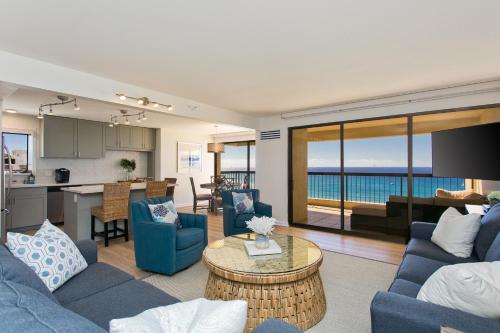 High Floor Luxury Oceanfront at Waikiki Beach Tower_3