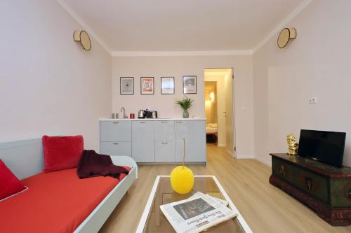 Monti Studio