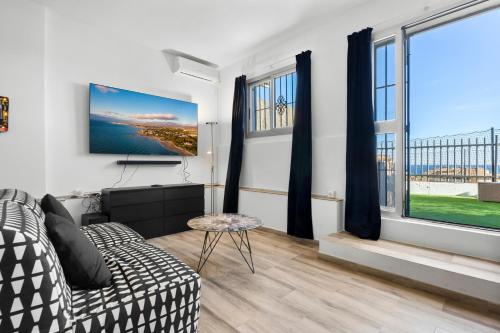 Posedenie v ubytovaní Stunning townhouse with pool, gym and seaviews by Costarentals - Ref 162