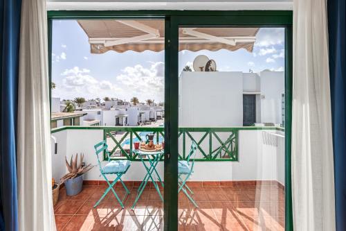 Home2Book Sunny Dream Apt Puerto del Carmen, Pool