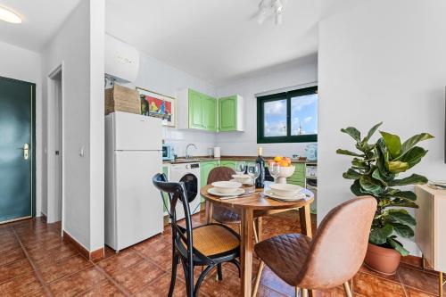Home2Book Sunny Dream Apt Puerto del Carmen, Pool