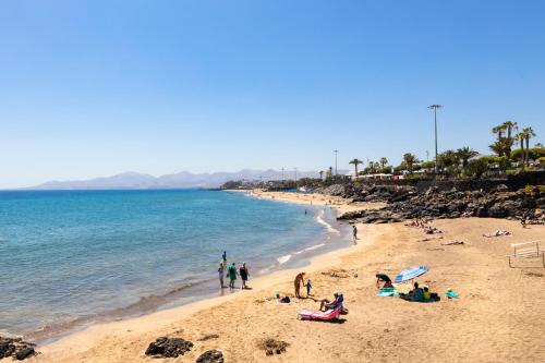 Home2Book Sunny Dream Apt Puerto del Carmen, Pool