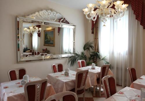 Nice Hotel – Photos 2