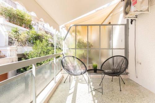 Petite 1BR Apartment in Exarchia by UPSTREET
