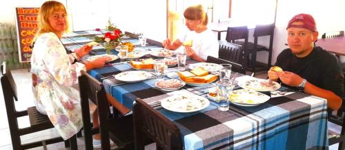 Mad på pensionatet eller i nærheden