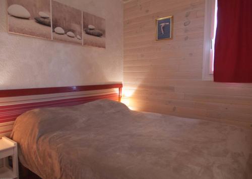 Photo de la galerie de l'établissement Coquet Appartement T2 - 4 personnes- Saint Pierre La Mer - 4SMBATB51, à Saint Pierre La Mer