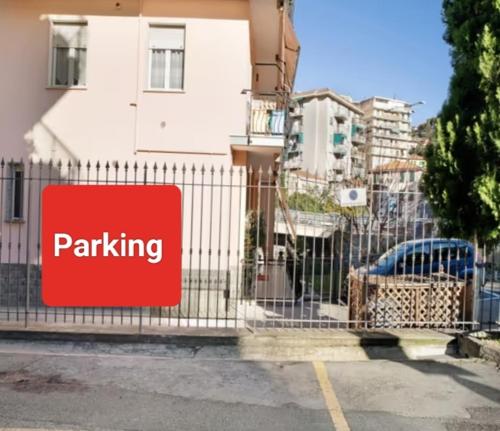 Gambar di galeri bagi CASA SANREMO TIZIANO parking gratis spiaggia 15 minuti a piedi di Sanremo