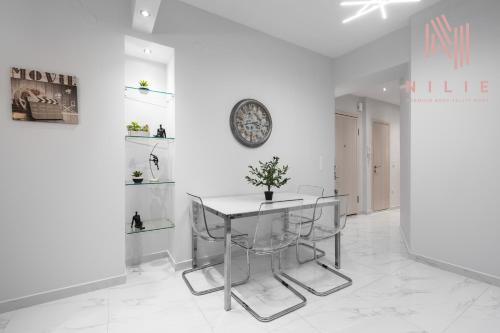 Filoxenia Living, Nilie Hospitality MGMT