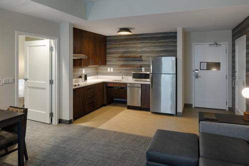 Dapur atau dapur kecil di Residence Inn by Marriott Columbus Airport