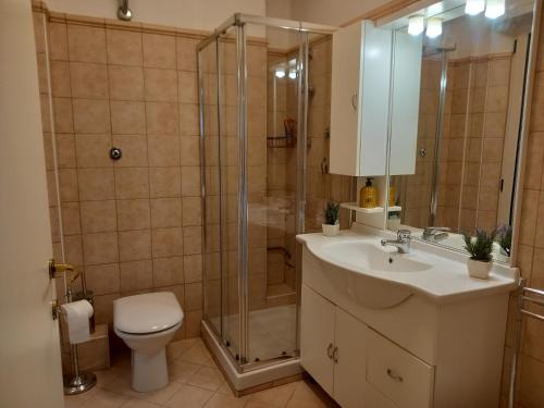 Koupelna v ubytování BILOCALE VIA CURZI centralissimo