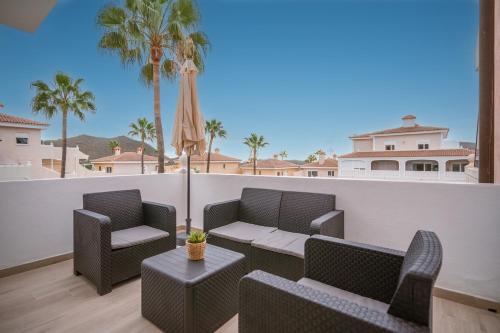 Et opholdsområde på ATLANTIC BREEZE, Bright Big Terrace, Pool, Wifi