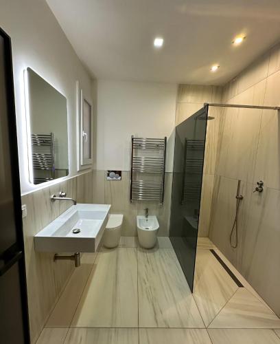 Foto whouse large suite apartment indipendenza 3
