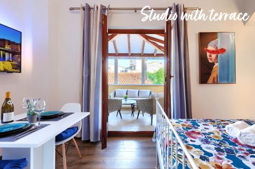 Studios Notte sul porto