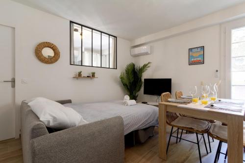 016- T2 Tropisme, Appart 1 chambre,Clim,Wifi,Parking