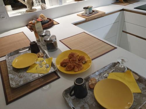 Mad i den private indkvartering eller i nærheden