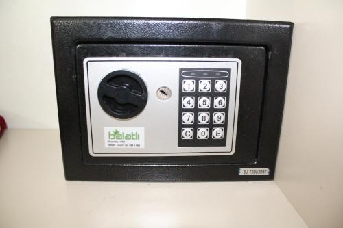 Снимка в галерията на Hotel Falcon в Истанбул