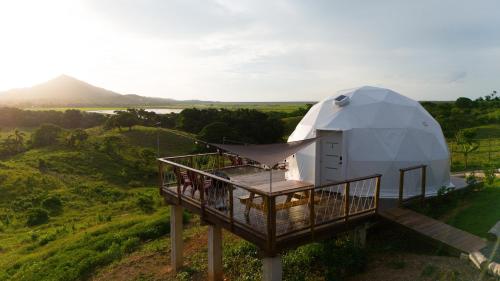 Příroda nedaleko luxury tent