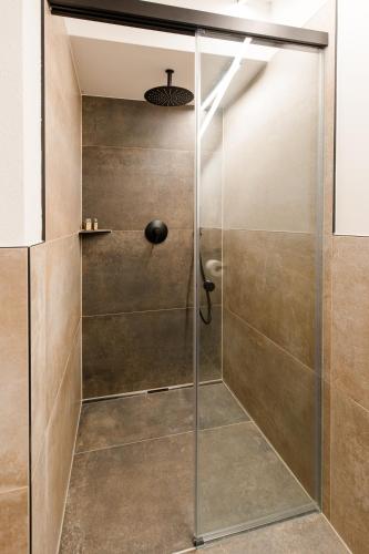 ANN SUITES Appartementsにあるバスルーム