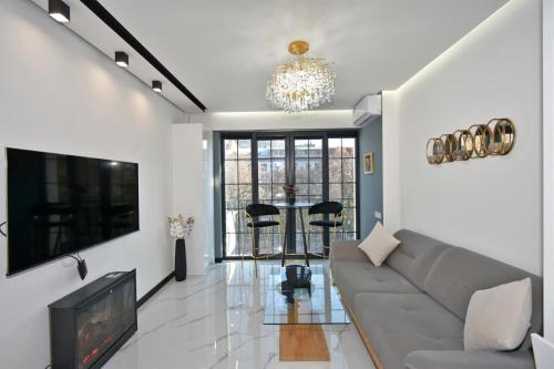 Mashtots Avenue, 2 bedrooms Luxury and Modern apartment MA777