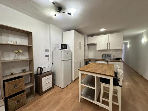Canalejas Apartment - Alicante City