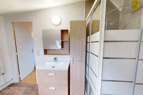 Photo de la galerie de l'établissement Lesueur - F2 3ème étage, au Havre