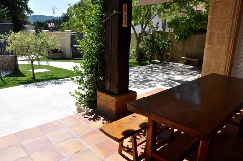 Photo de la galerie de l'établissement Maison de caractère au coeur de la Provence, à Mallemort