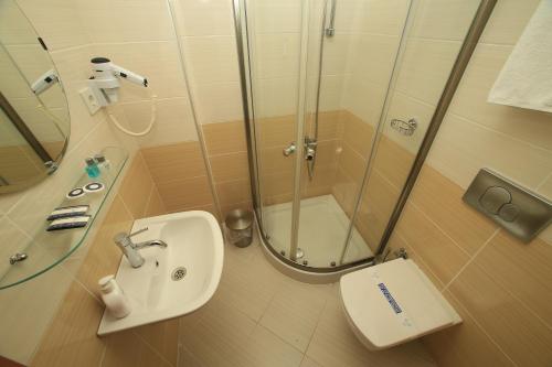 Koupelna v ubytování Lonca Butik Hotel