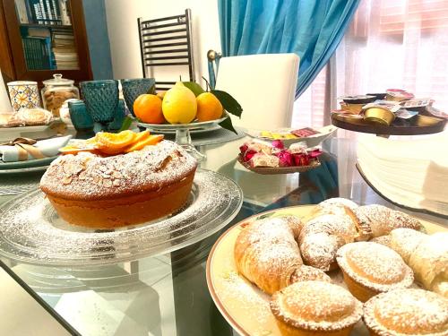アパートメントの敷地内または近くでの食事または食べ物