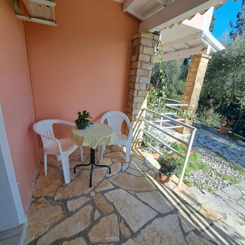 Foto Kerasia Villas - 4 apartments & cottage 5